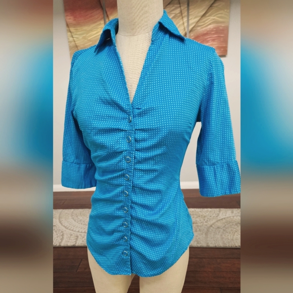 NEW YORK & COMPANY -Blue & White Dotted 1/2 Sleeve Strch Cotton Fitted Blouse XS